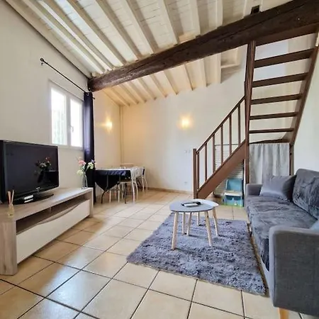 Holiday home Maison A 9 Minutes De La